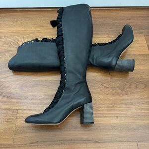 Chloe Black Lace Up boots in size 39